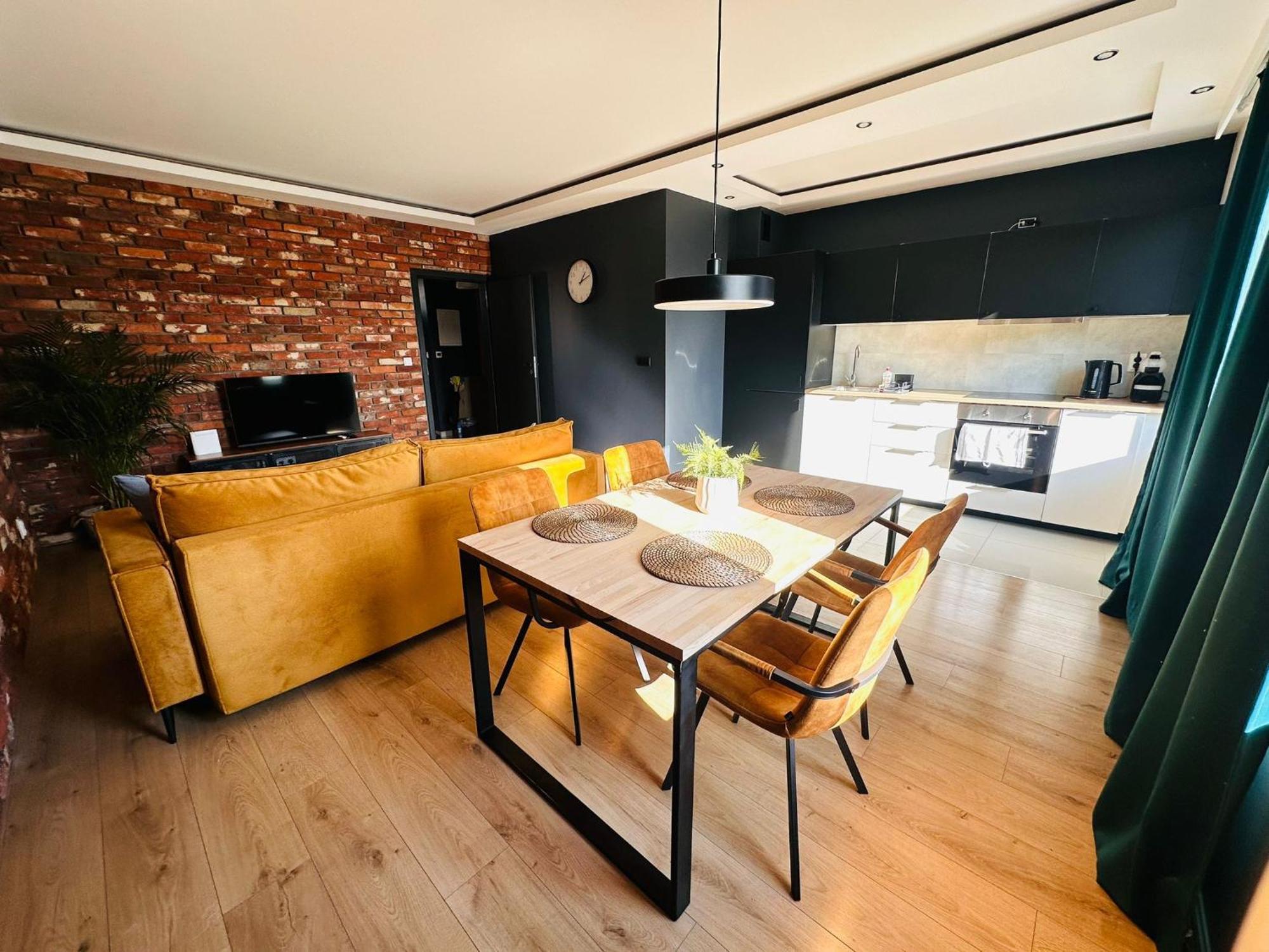 Apartamenty Caloroczne Puck Bagian luar foto